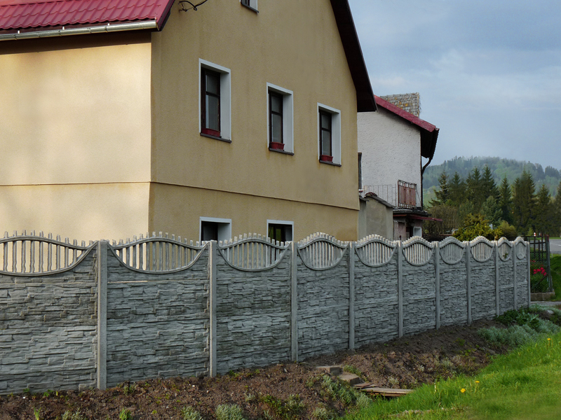 Betonowy płot 2
